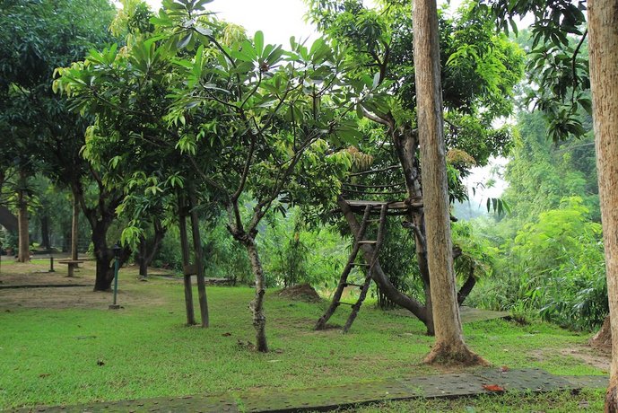 Dambulu Oya Family Park